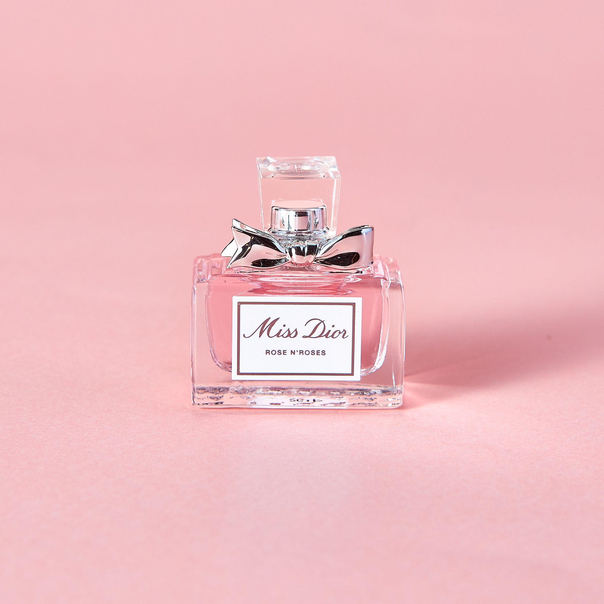 【ギフトBOX付】ディオール香水＆花のチョコレートセット