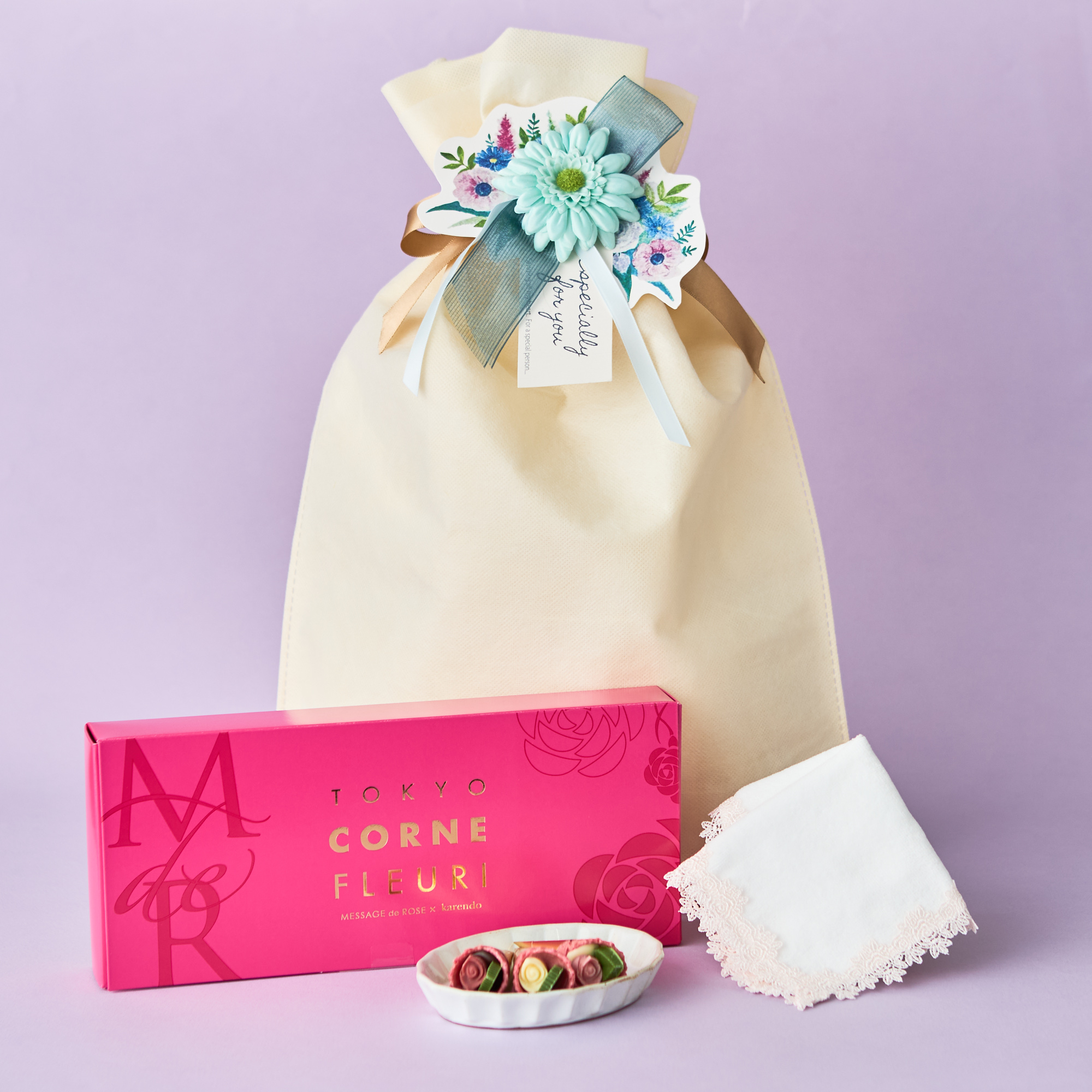 ハンカチ 花束 名入れ ラッピング付 花束チョコ ハンカチセット 近沢