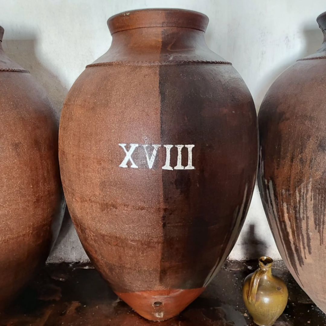2500年前 紀元前から続く世界最古のワインのひとつ。「タリャワイン 