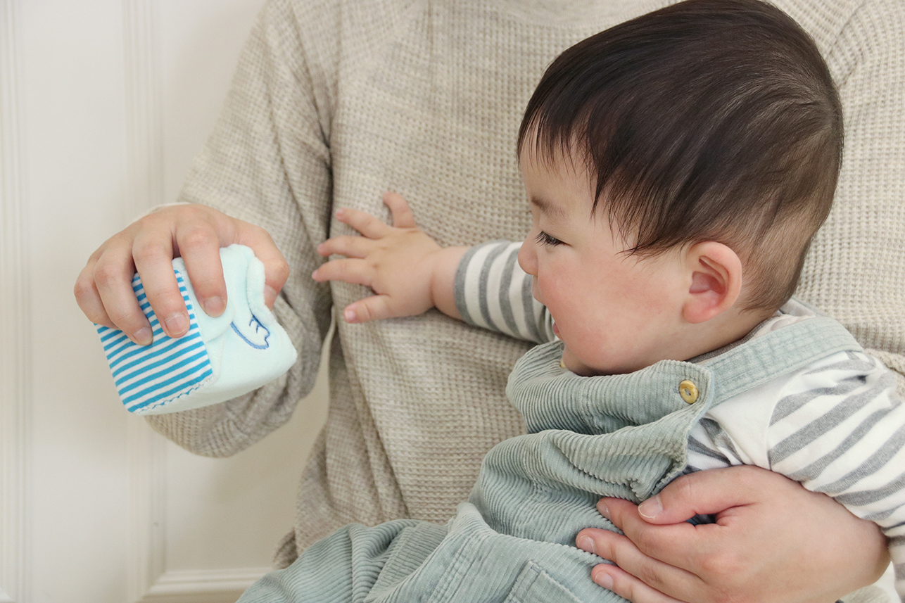 選べるおもちゃとスタイセット