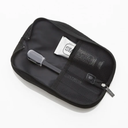 トラベルセット　Pouch + 25ml White mint + toothbrush
