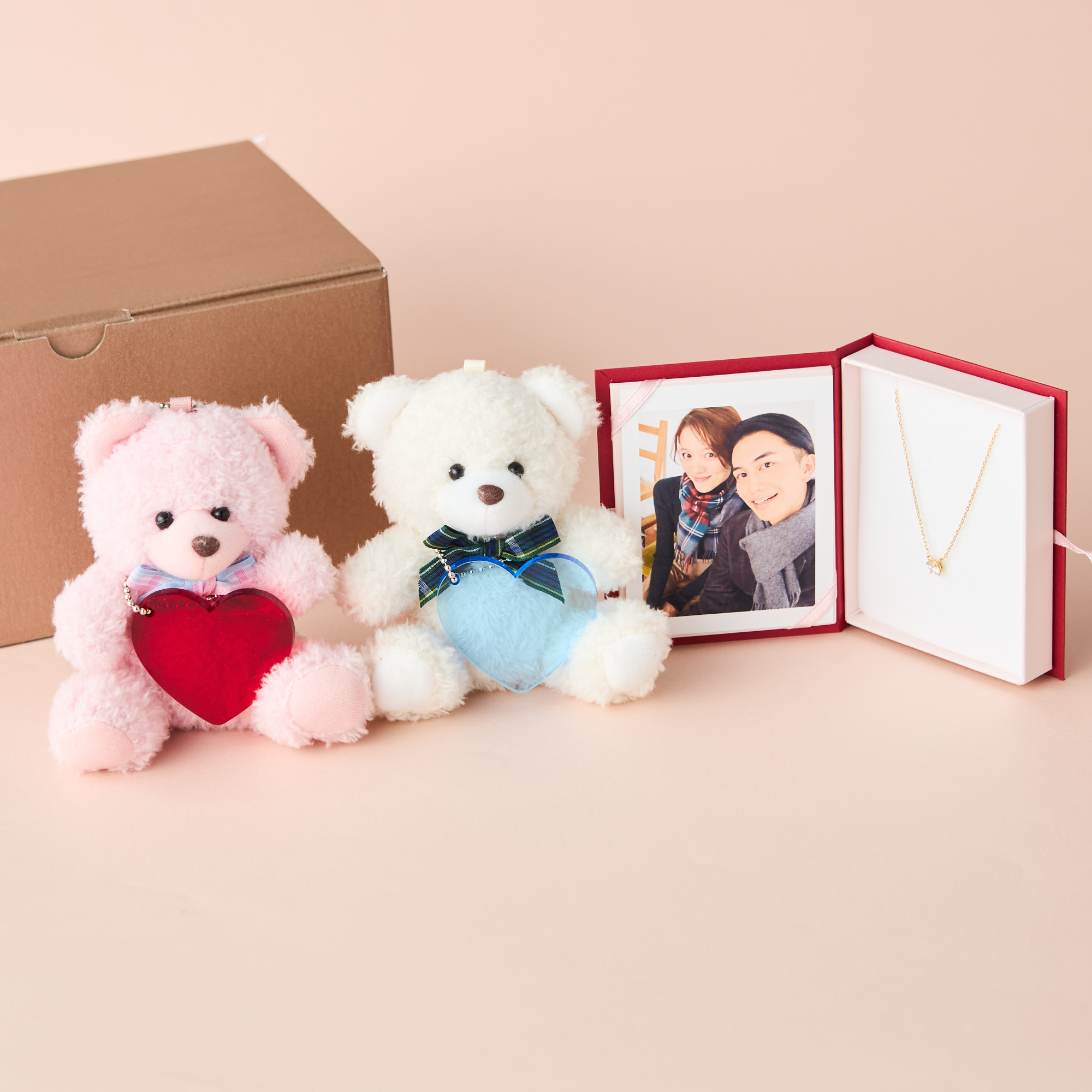 名入れ無料・写真ボックス付き】一粒ネックレス&ハートチャーム付ペア