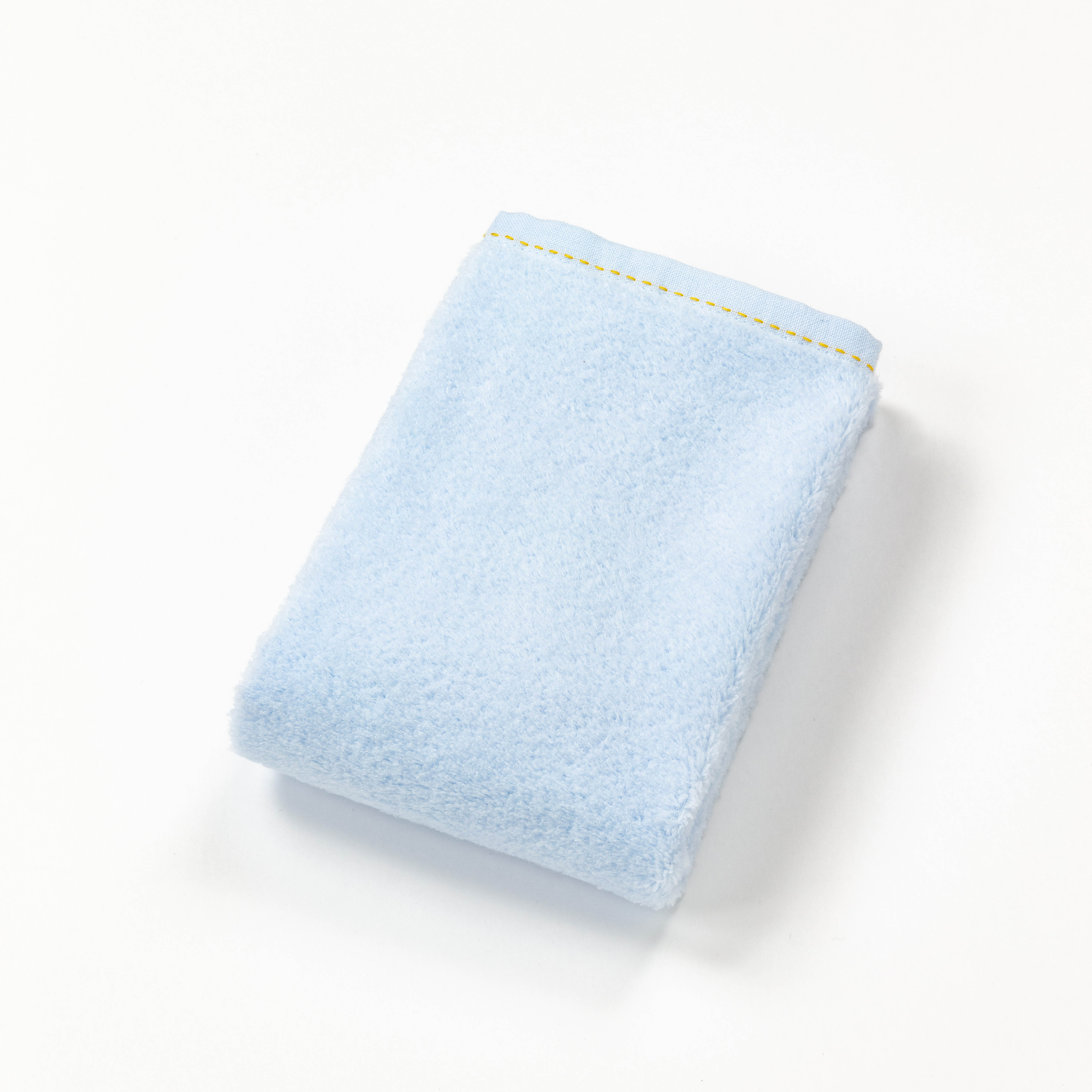 【最高級超長綿採用】わた媛ベビーギフトセット①　ブルー /フェイスタオル1枚・ハンドタオル1枚・鈴入おもちゃ1個