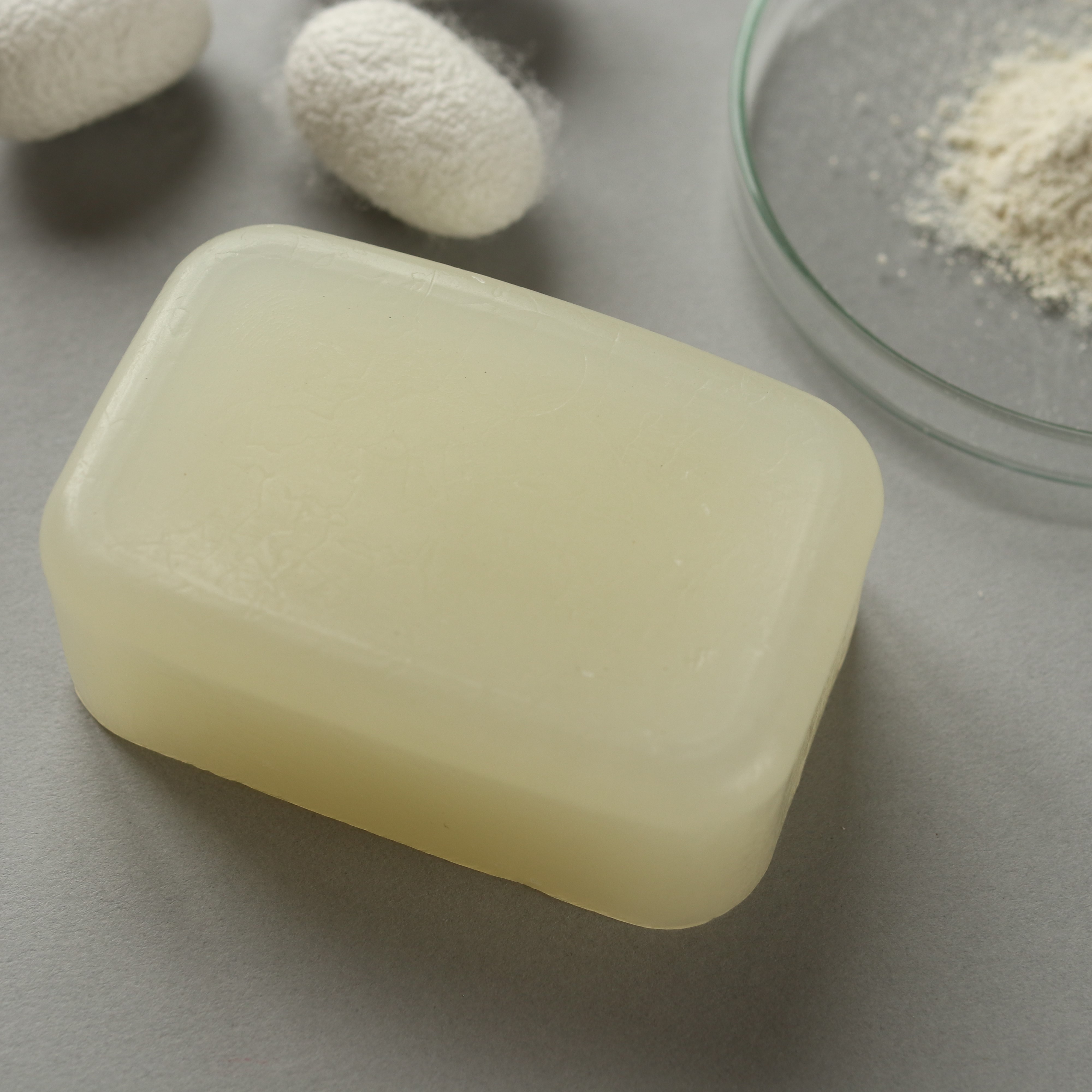 国産シルクで美肌入浴セット