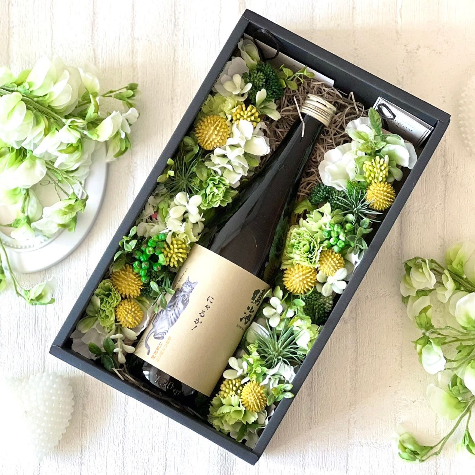 選べる！日本酒&アーティフィシャルフラワーボックス | Shimenouchi