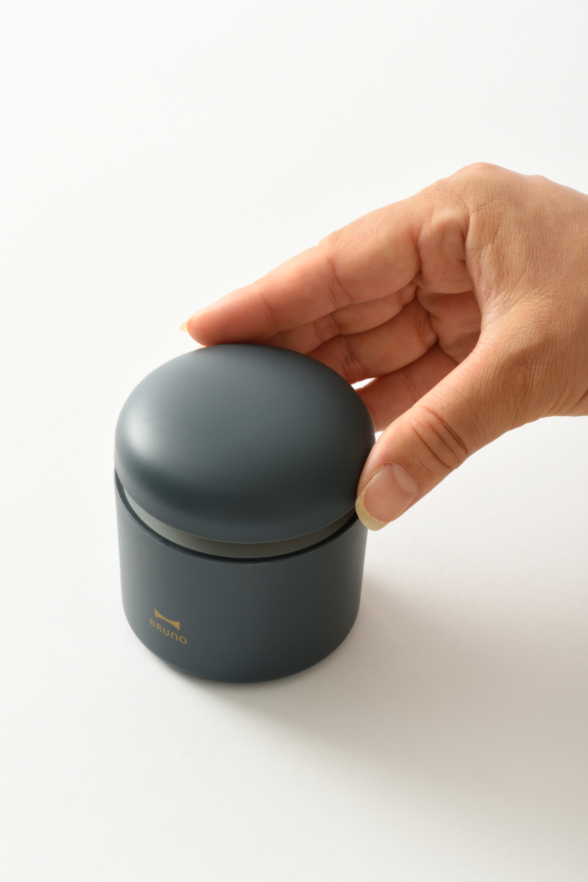 パーソナルアロマディフューザー