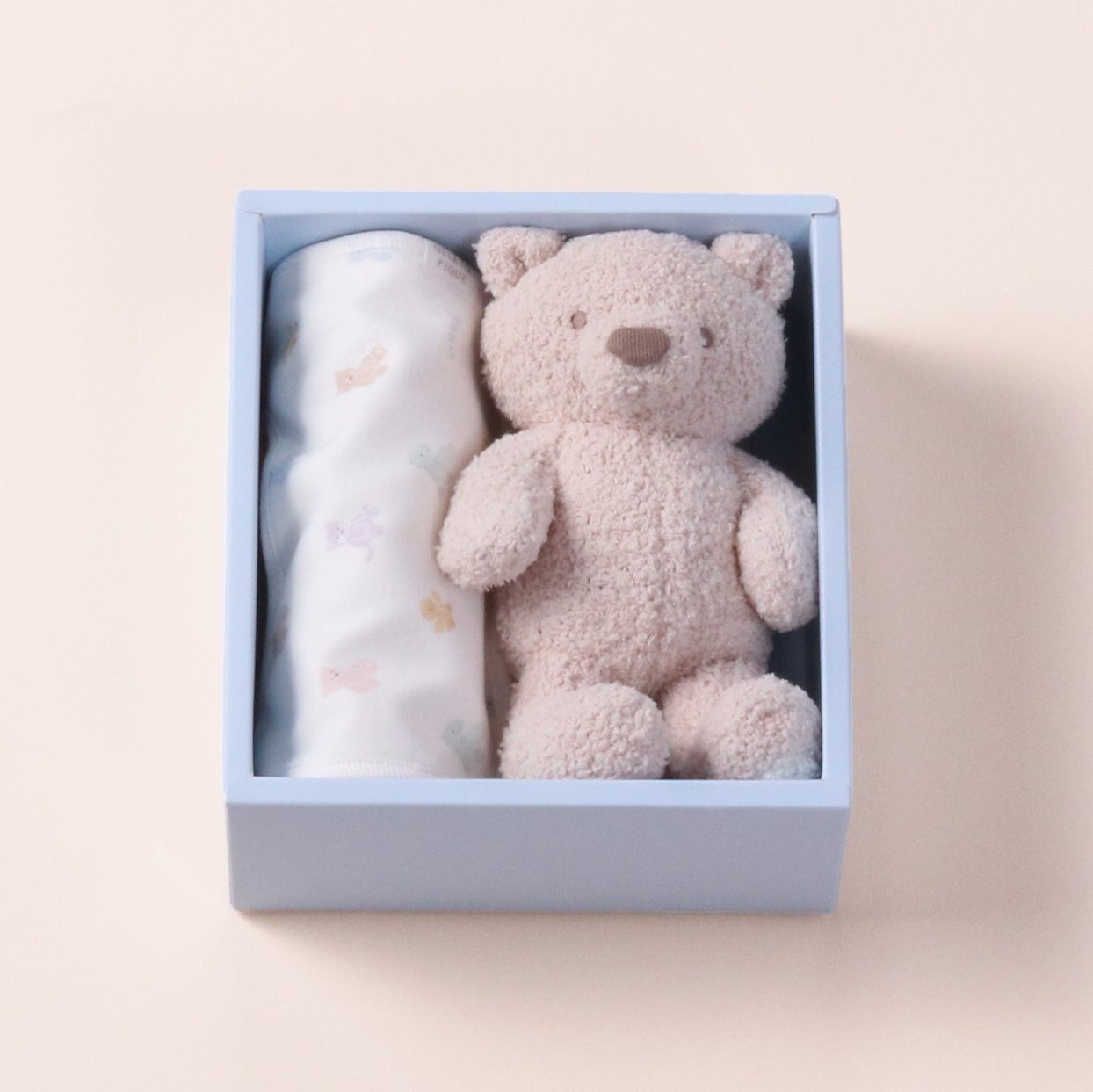 BABY】ベビーギフトボックス 2点セット《ぬいぐるみ＆スタイ