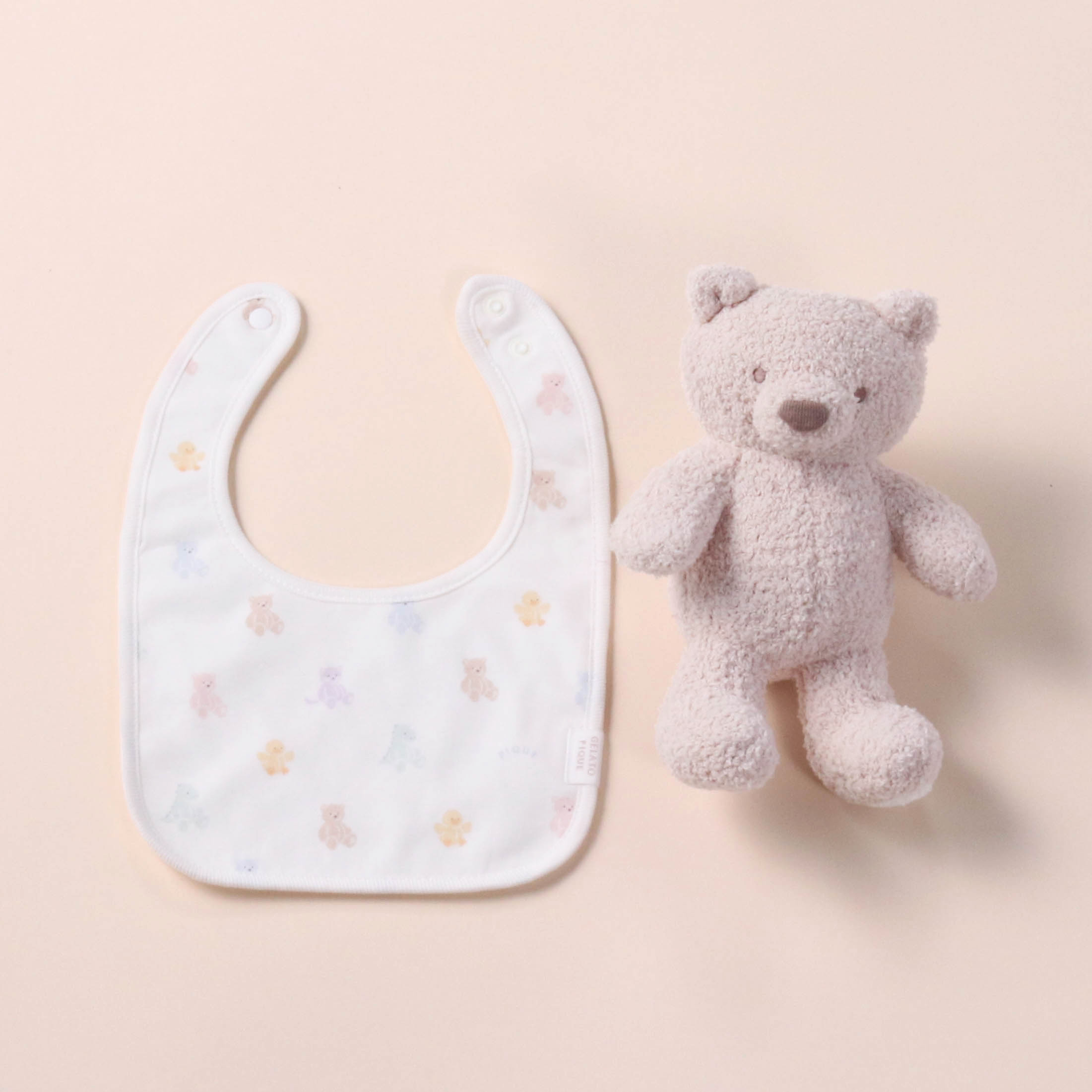 BABY】ベビーギフトボックス 2点セット《ぬいぐるみ＆スタイ