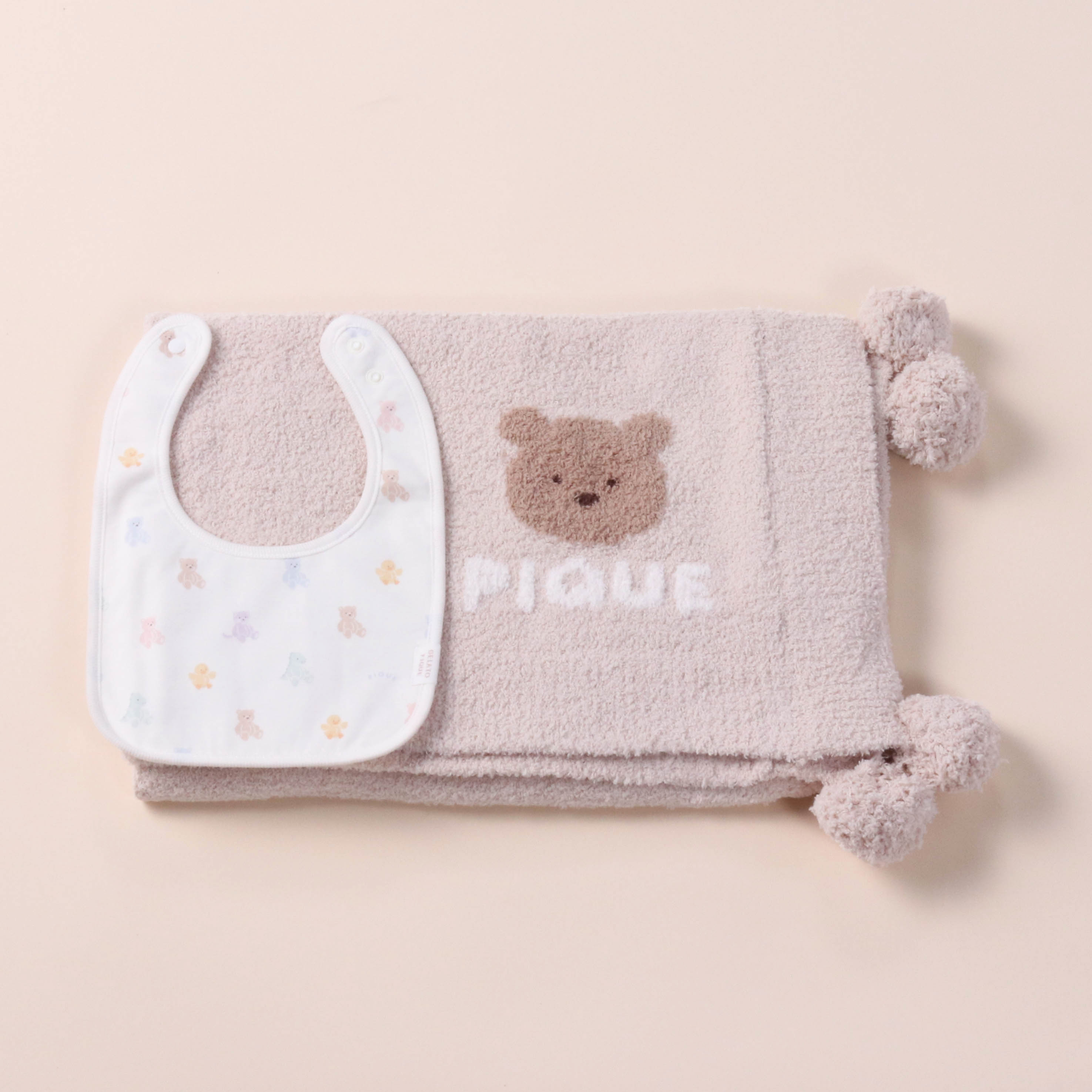 【BABY】ベビーギフトボックス 2点セット《ブランケット＆スタイ》