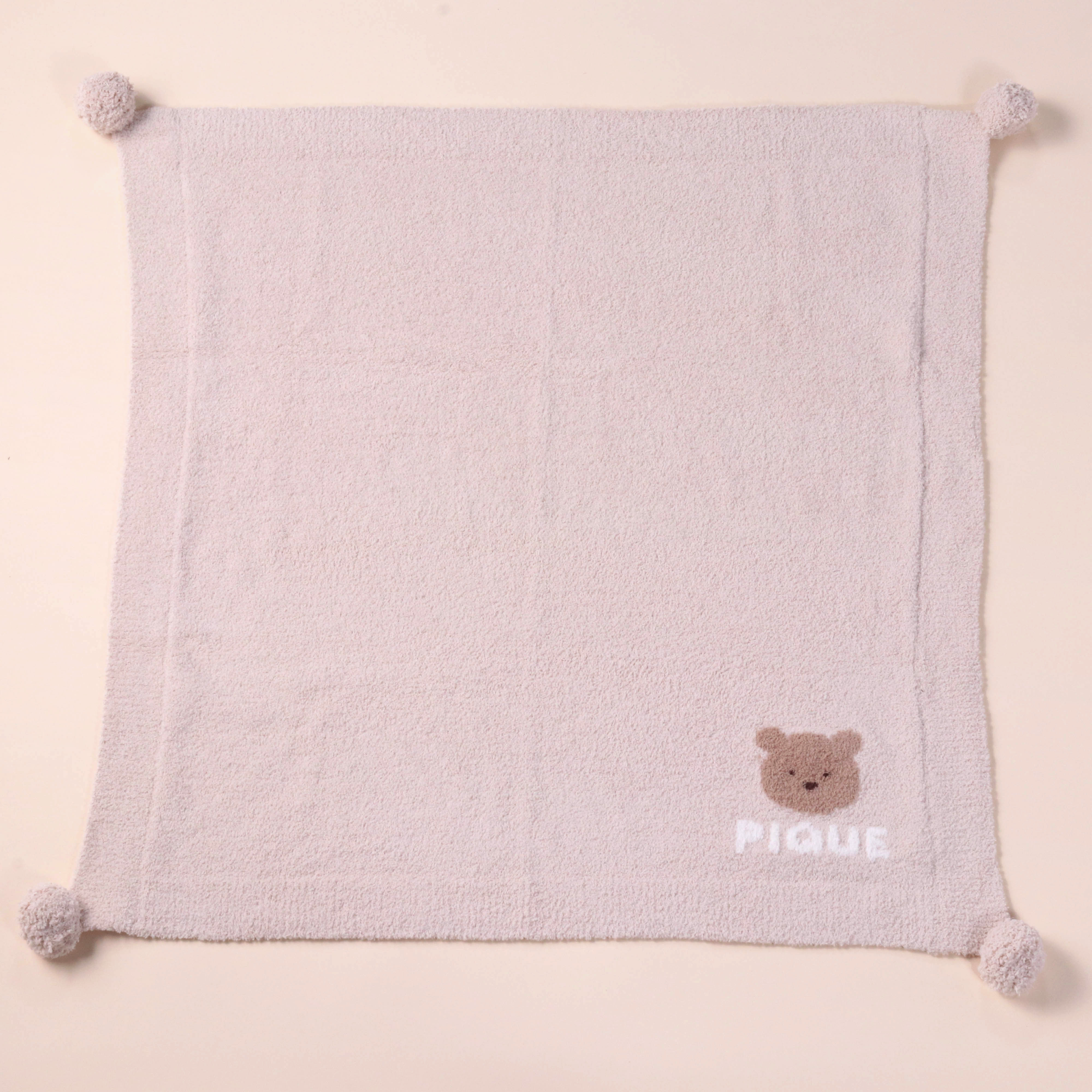 【BABY】ベビーギフトボックス 3点セット《ブランケット＆スタイ＆ボディスーツ》