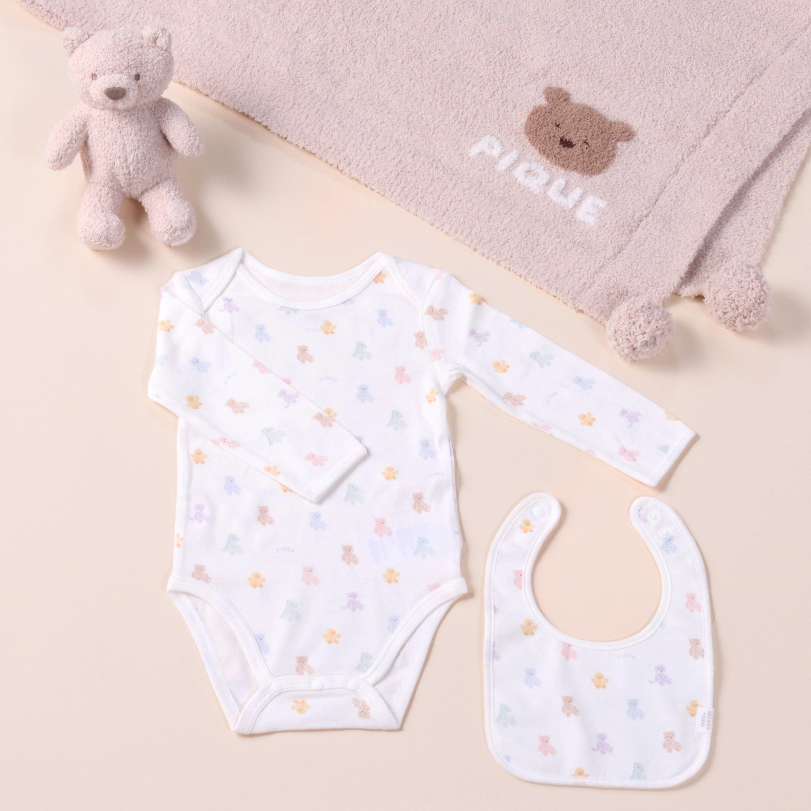 【BABY】ベビーギフトボックス 4点セット《ブランケット&ぬいぐるみ&スタイ&ボディスーツ》