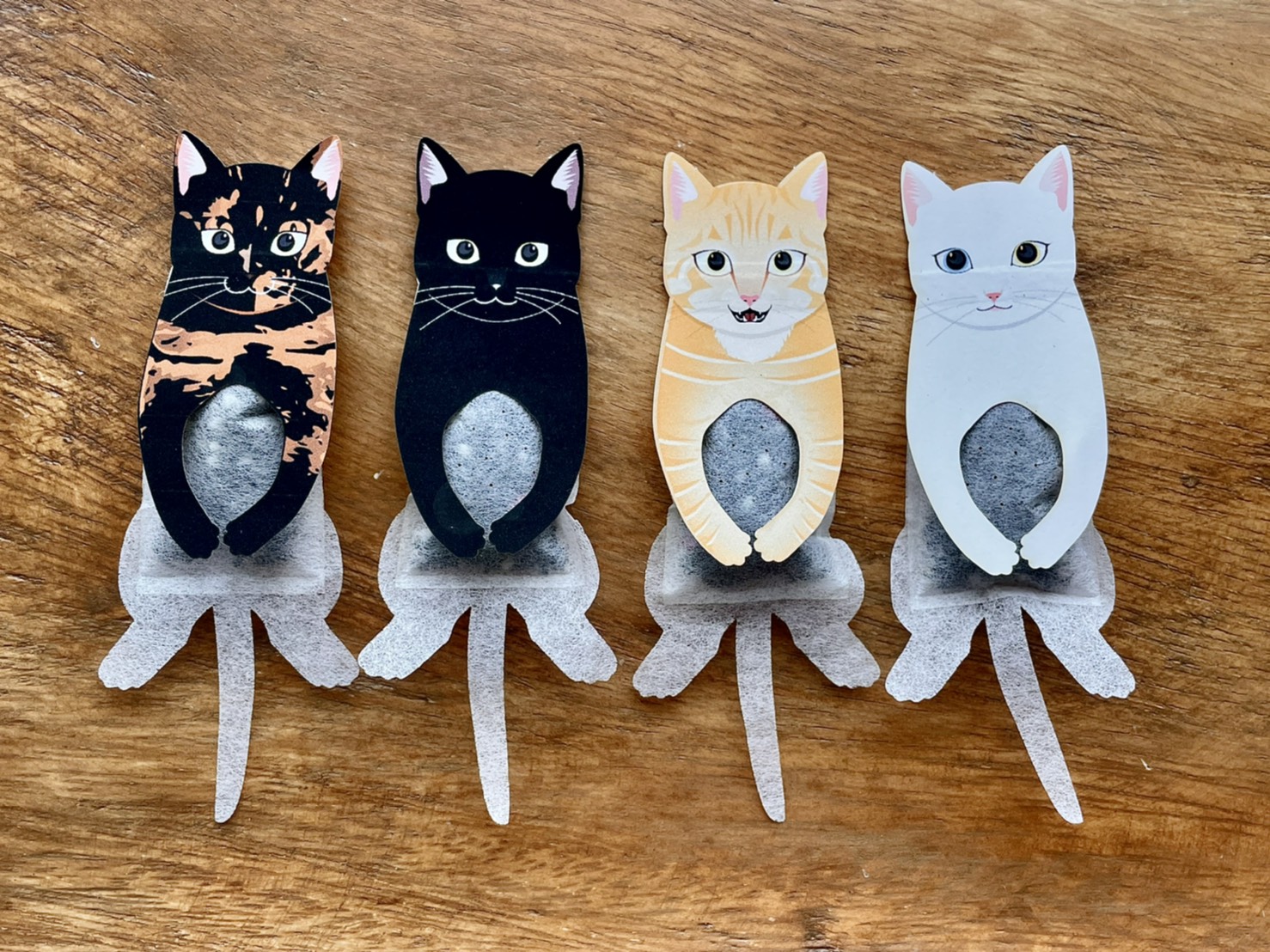 【母の日限定/日比谷花壇】華やかなアレンジメントと選べるドリンクセット