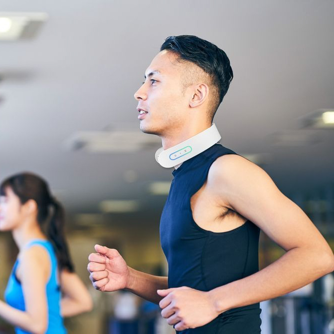 【母の日に贈る】選べるカーネーション＆疲れを癒す温熱＆EMS「NECK RELAX」