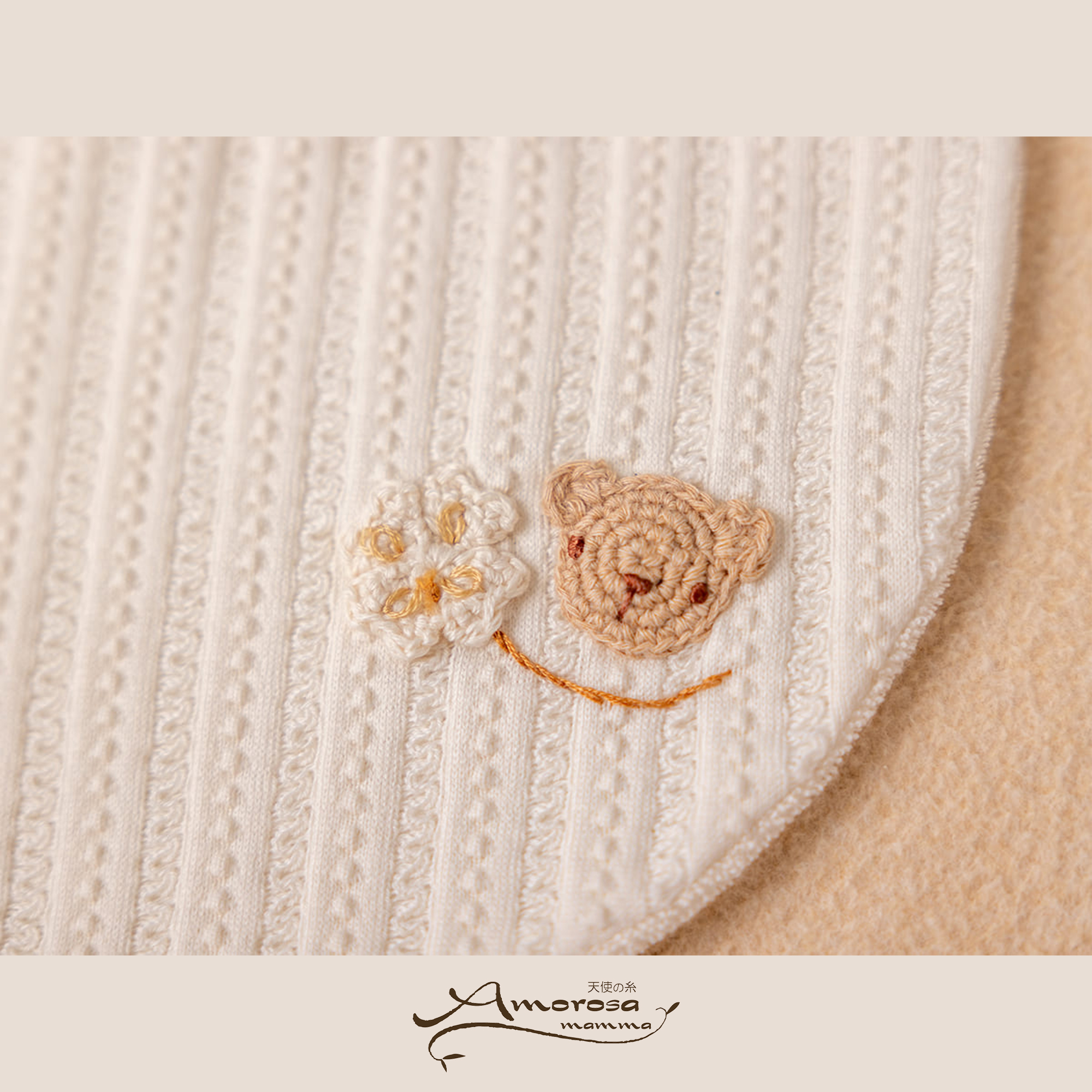 【BOX付】ギフトセット/スタイ&ガーゼハンカチ/手編みモチーフ