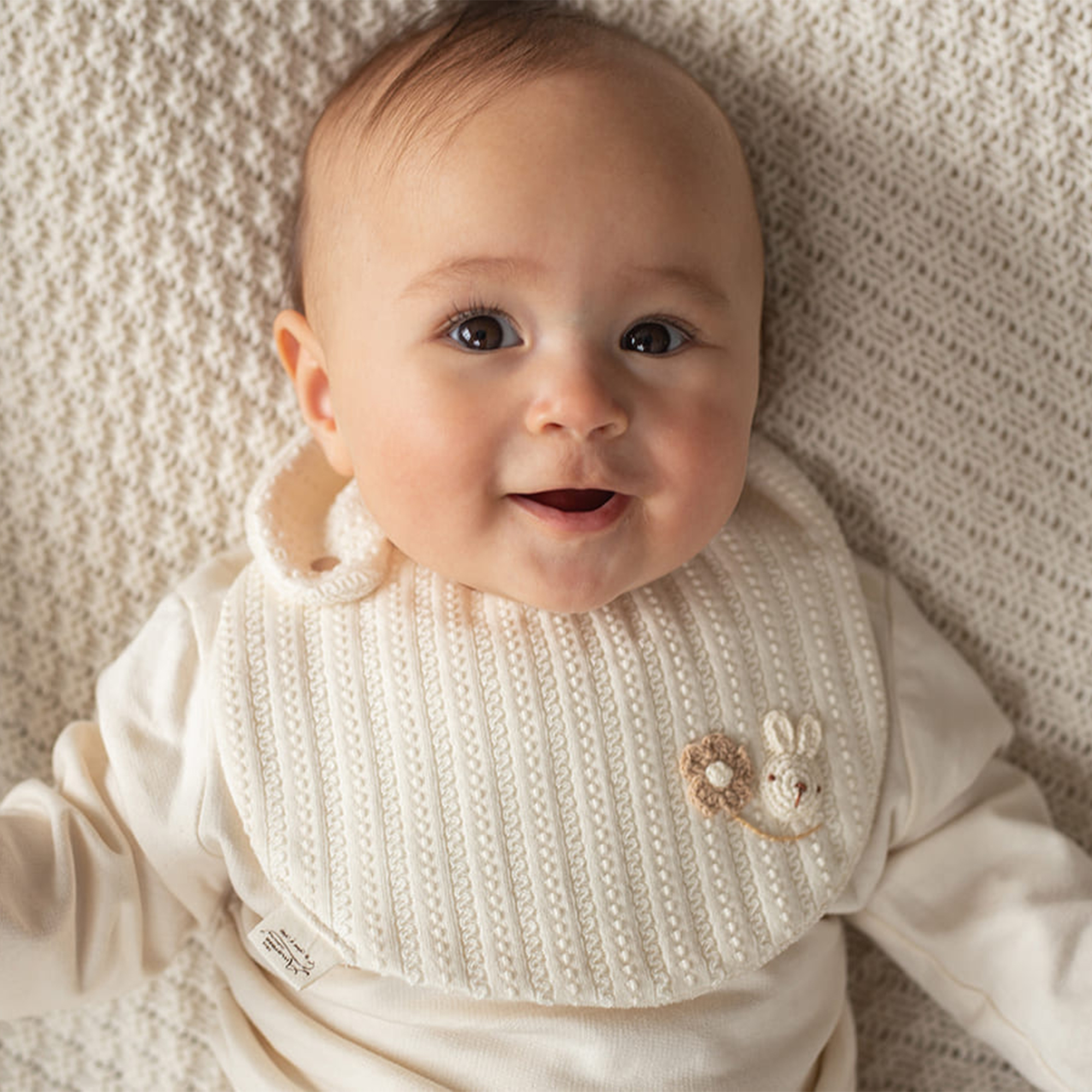 【BOX付】ギフトセット/スタイ&ガーゼハンカチ/手編みモチーフ