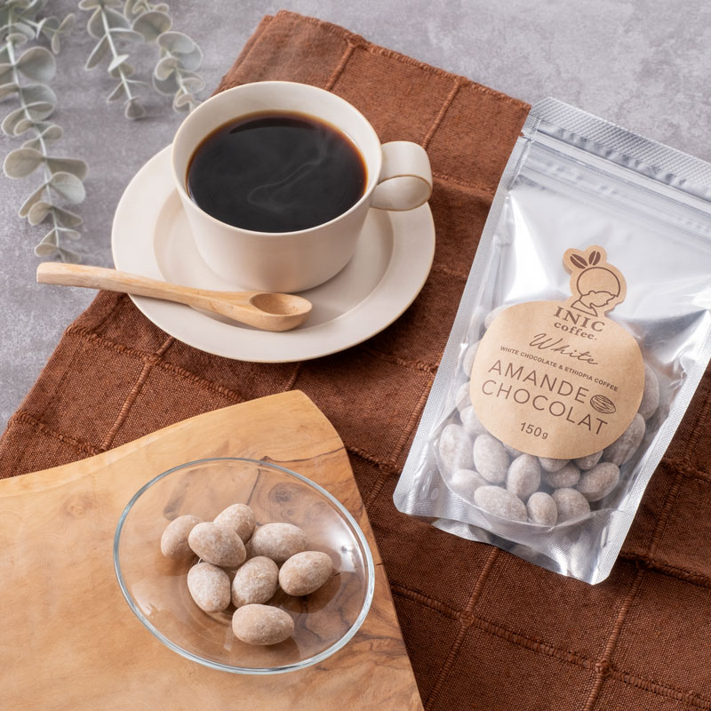 ボックス付き！コーヒーと選べるアマンドショコラのセット