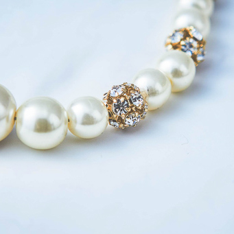 アクリルパールxパヴェボールマグネットネックレス MN18589