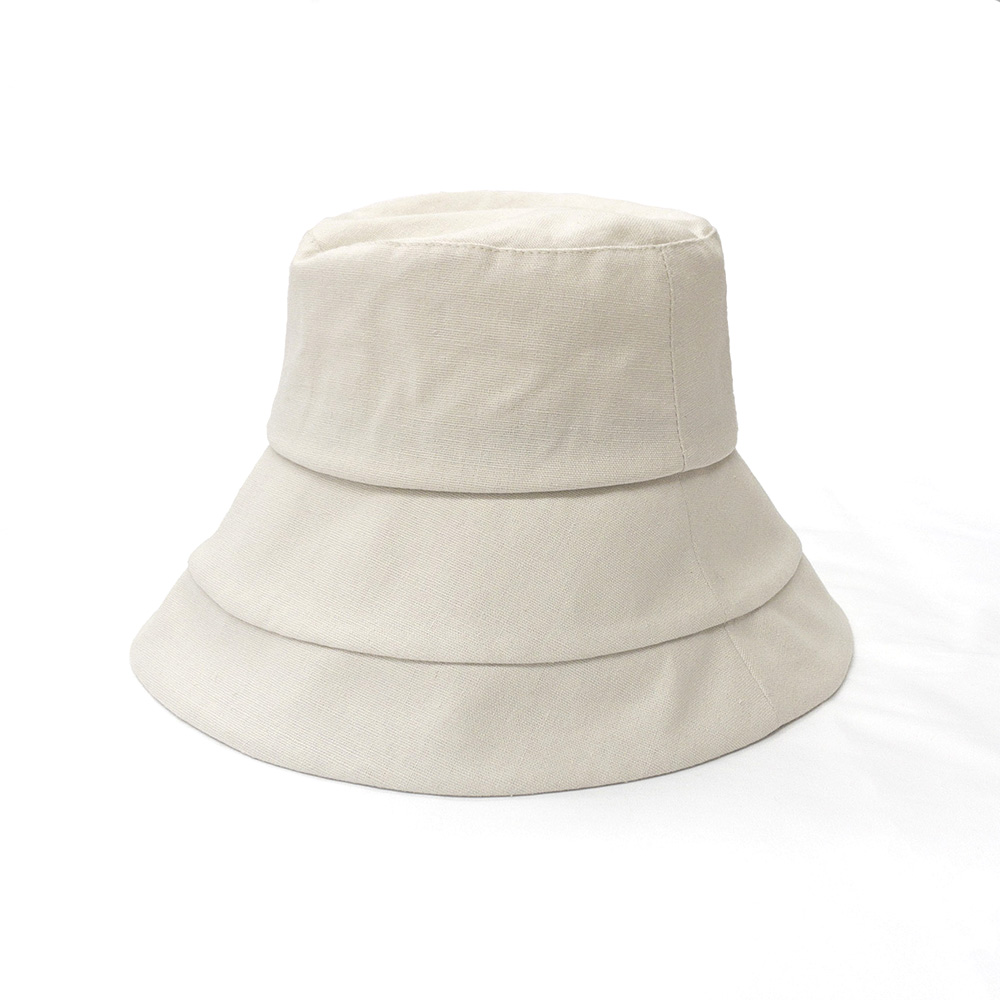 涼しげ素材のシンプルカサブランカHAT