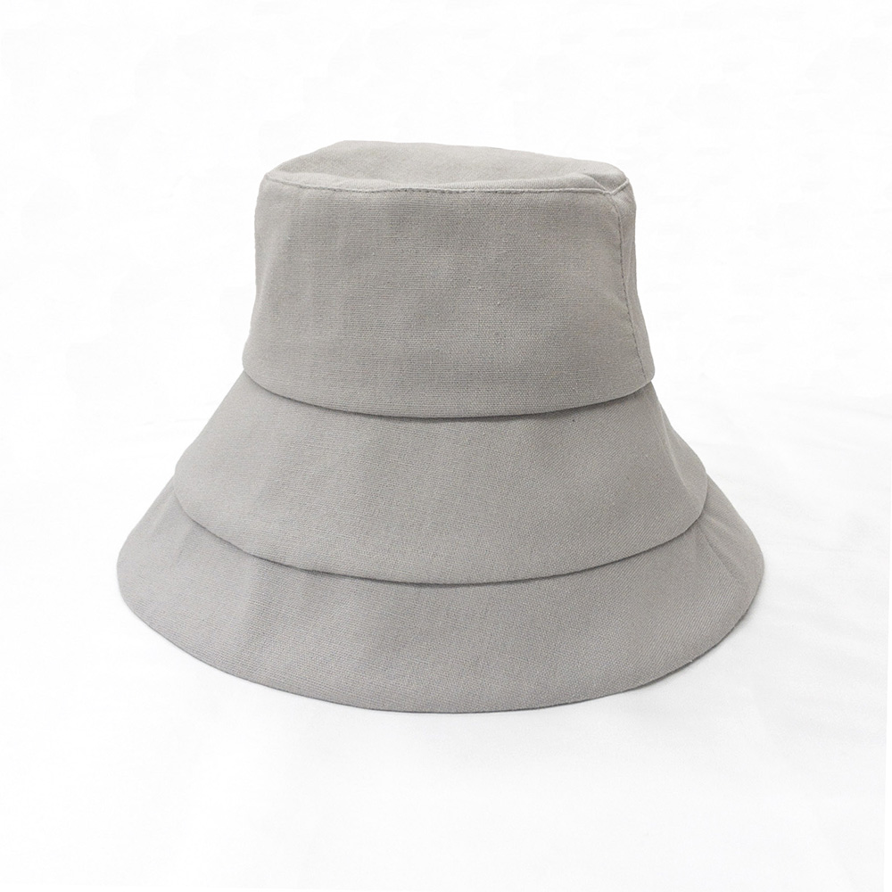 涼しげ素材のシンプルカサブランカHAT