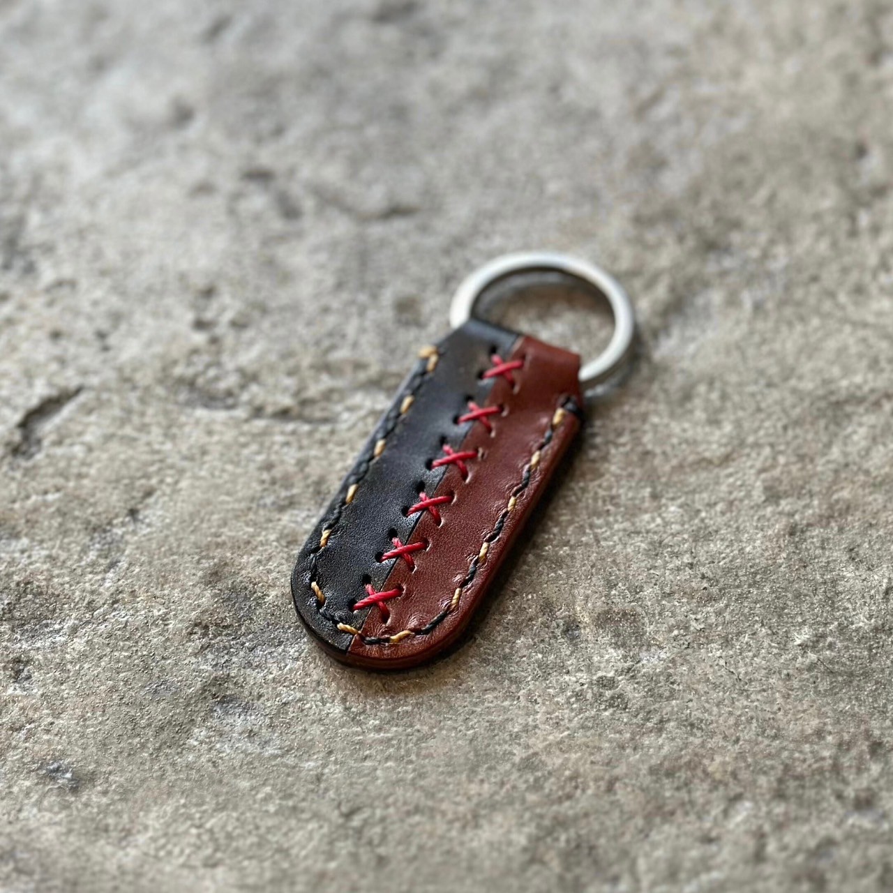 キーリング ツートン ハンドステッチ