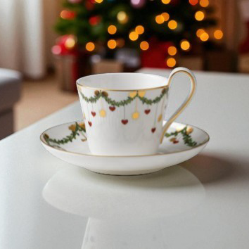 スターフルーテッドクリスマス　ハイハンドルカップ＆ソーサー 280ml