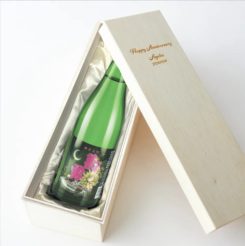 【木箱・刻印】菊勇　吟仕込みの雨降大山純米酒 720ml