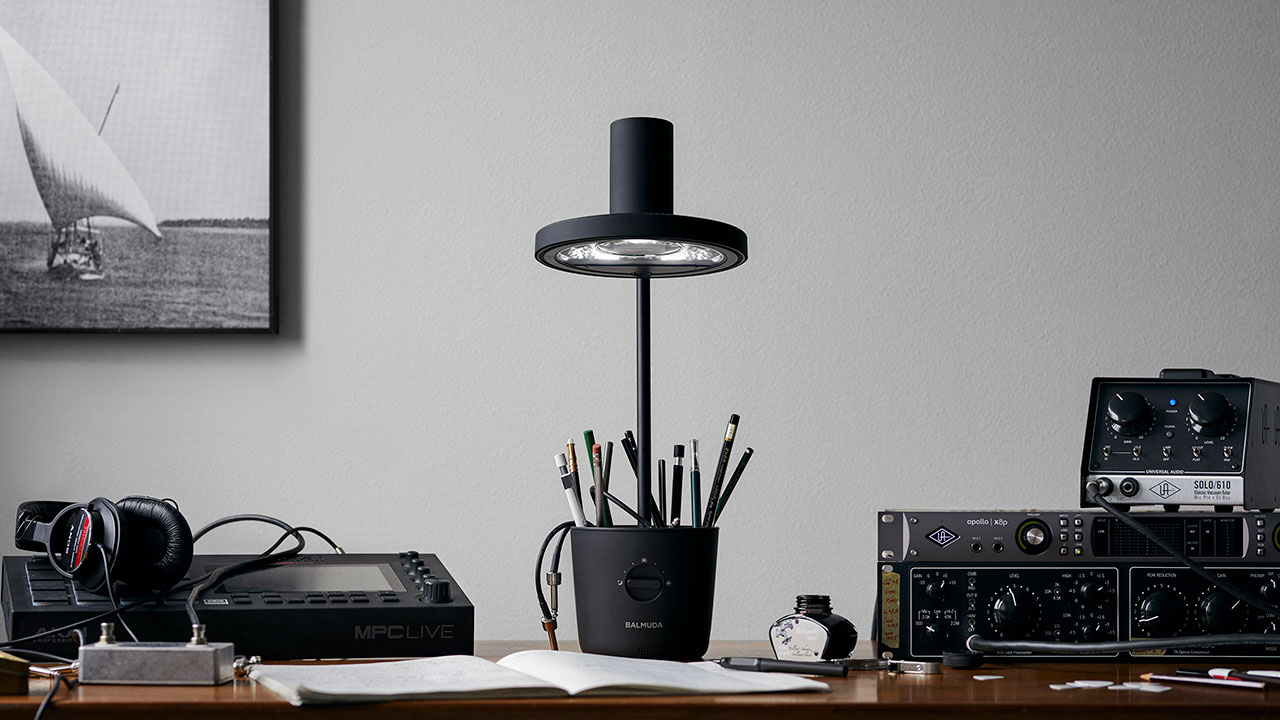 BALMUDA The Light（選べる2色）