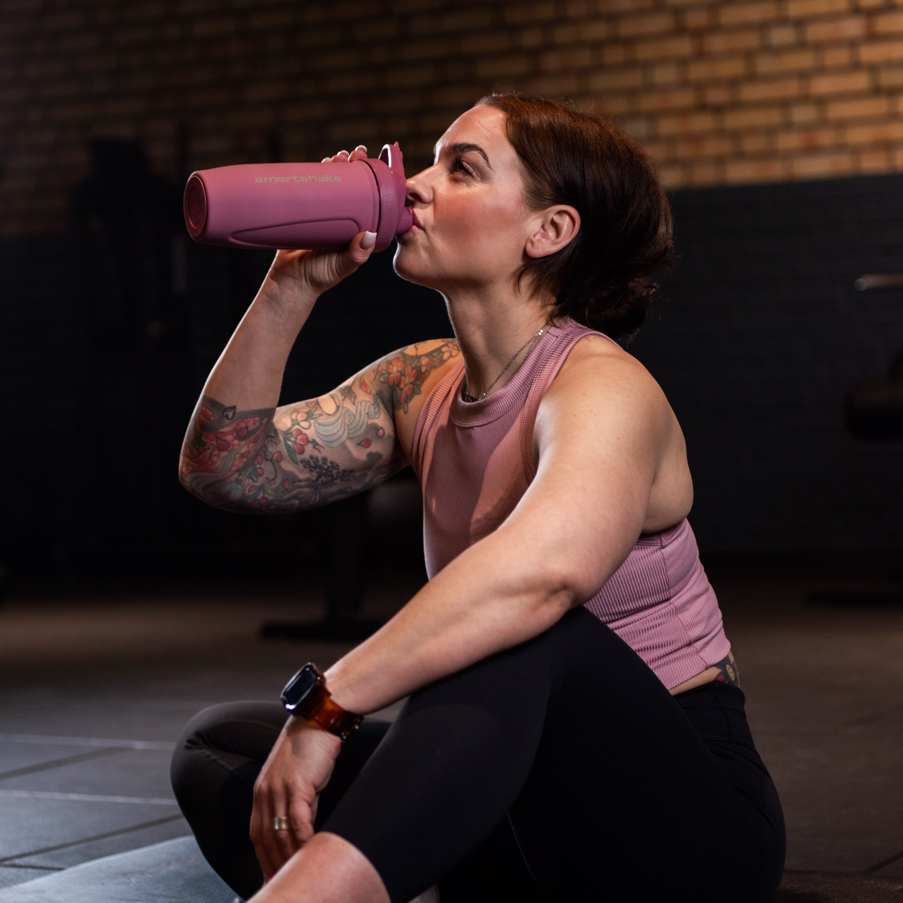 ステンレス製プロテインシェイカー Reforce Stainless Steel 900ml