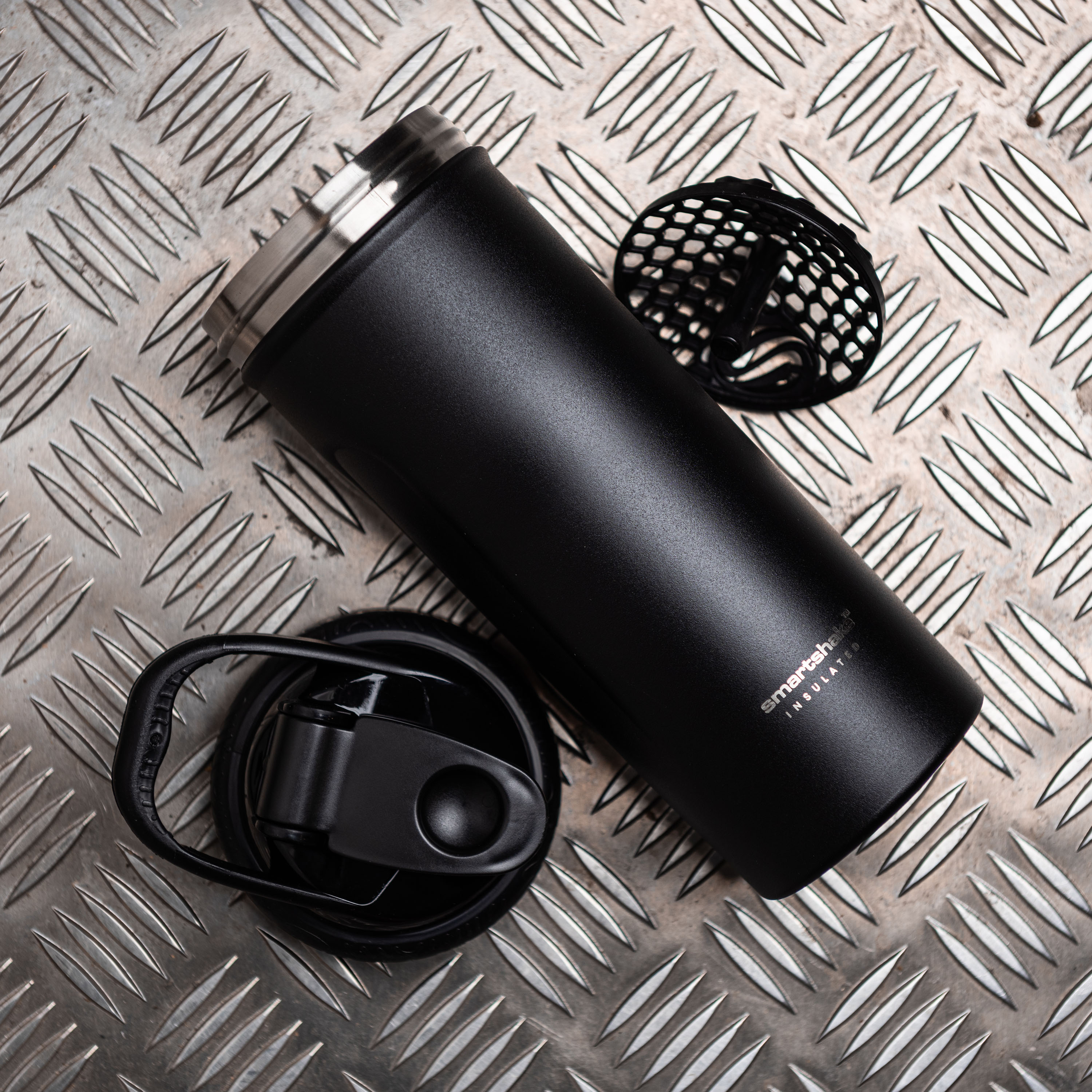 保温保冷機能付プロテインシェイカー Insulated Steel 750ml