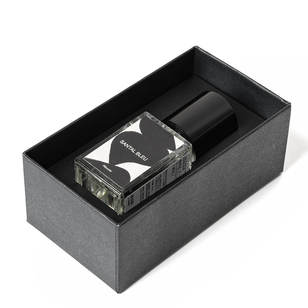 RboW CASE STUDY EAU DE PERFUME SANTAL BLEU