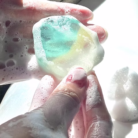 【宝石石鹸】宝石箱—朝露の森―