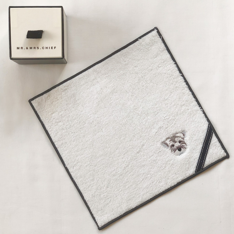 【人気の犬種を選べる】INUハンカチ＆ソックス BOX付き