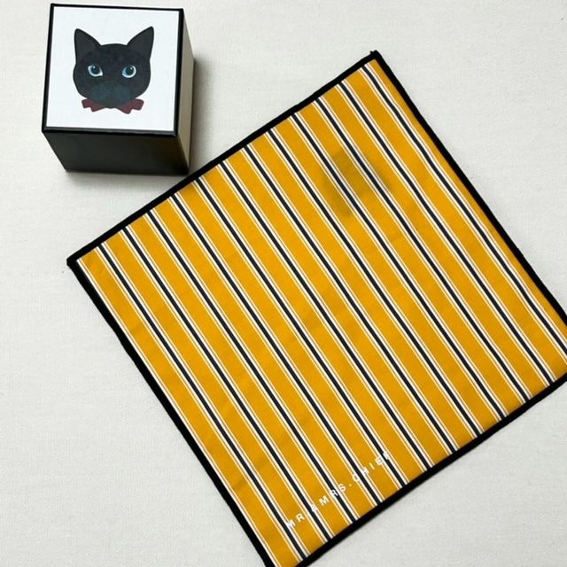 【ネコ好きに贈る】NEKOハンカチ＆ソックス BOX付き