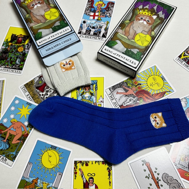 【ネコ好きに贈る】NEKOハンカチ＆ソックス BOX付き