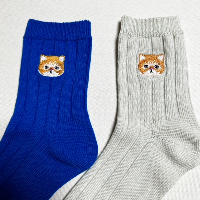 【ネコ好きに贈る】NEKOハンカチ＆ソックス BOX付き