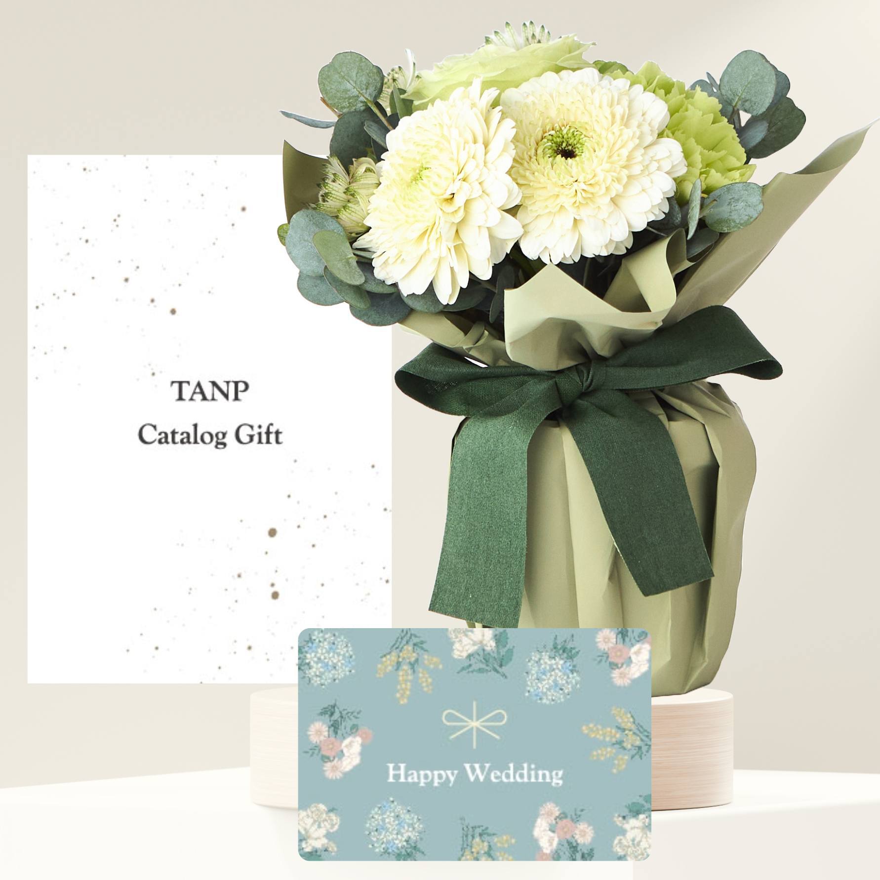 【結婚祝いに】 カタログギフト“Wedding”＆そのまま飾れる季節のお花のブーケ