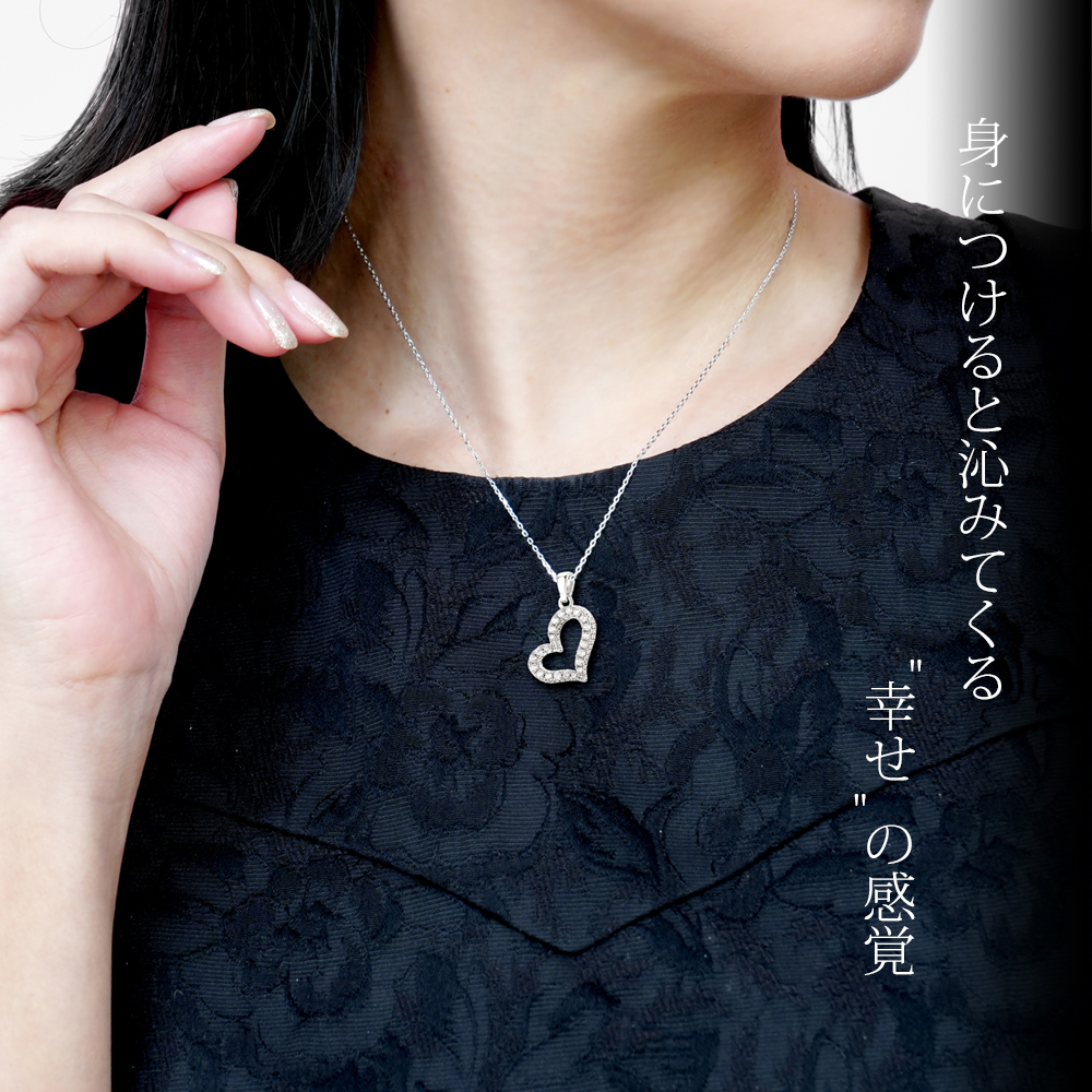 ハートパヴェネックレス