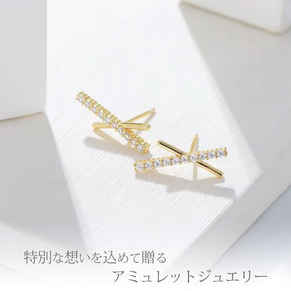 カミラクロスピアス