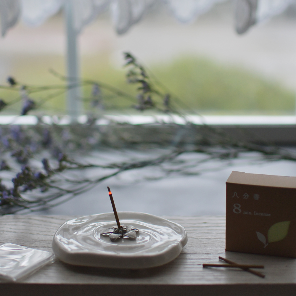 八分香と香立いおりセットハーブ/香立フルール・ド・リス