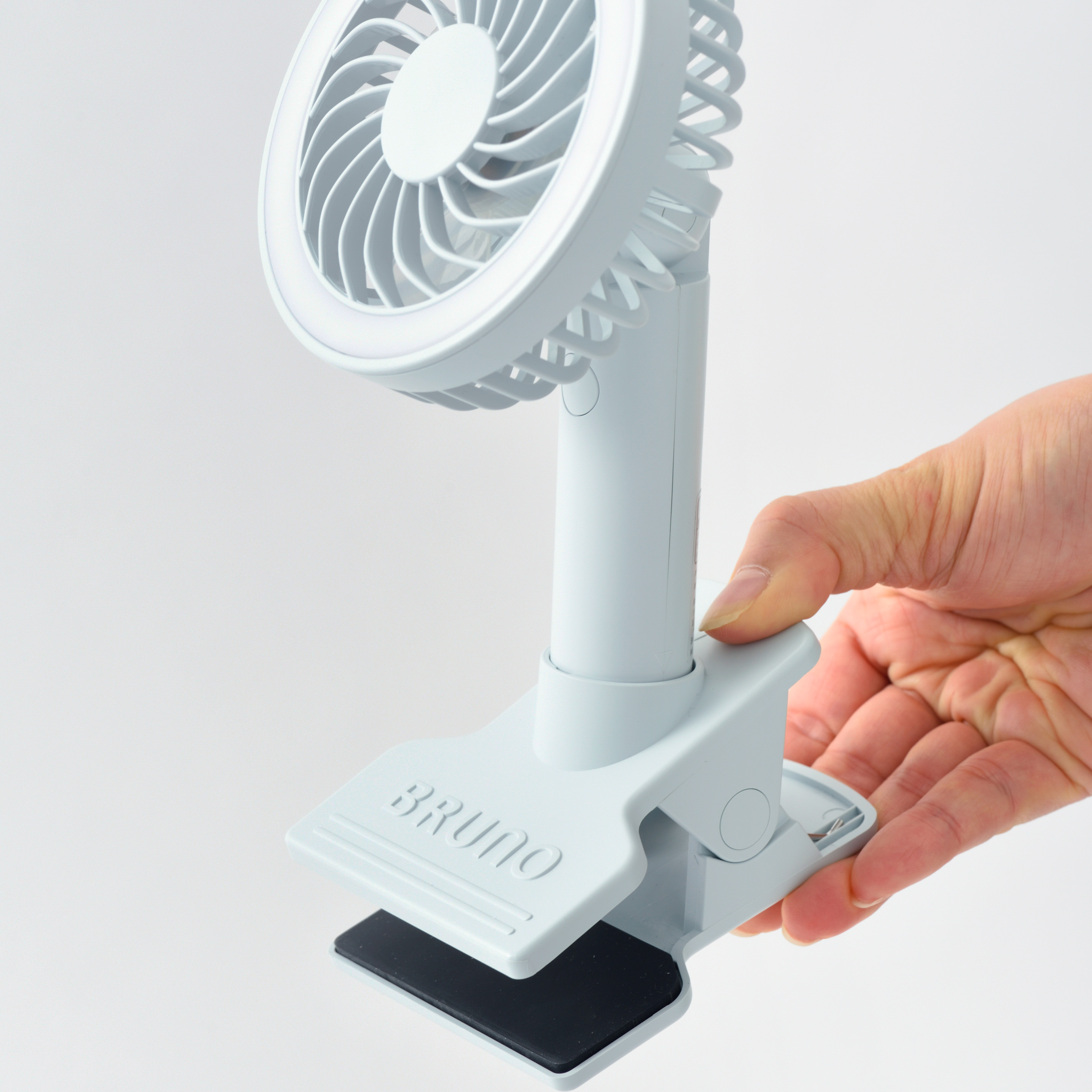 ポータブルクリップライトファン