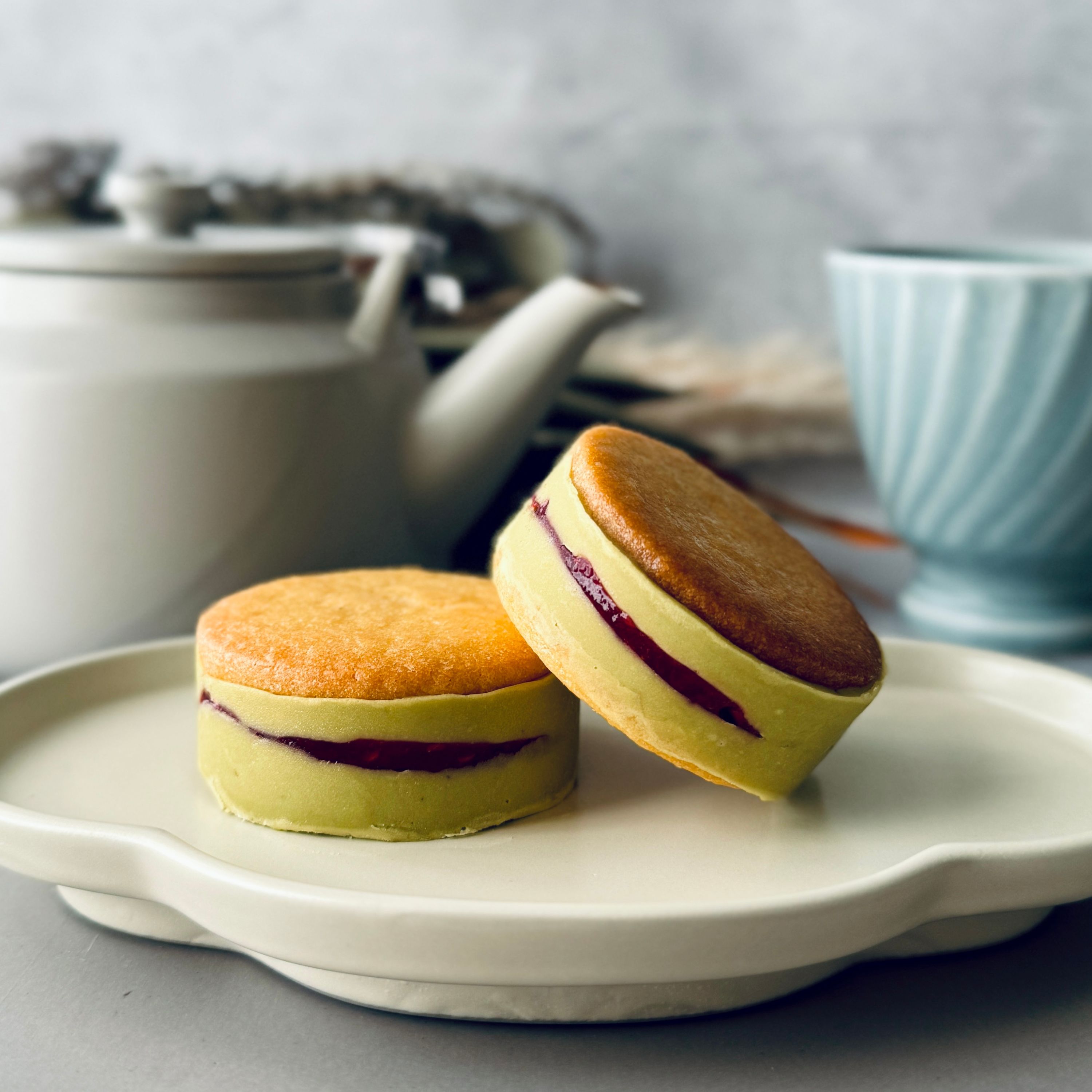 北海道バターサンド／イタリア産ピスタチオとフランボワーズ 4個セット