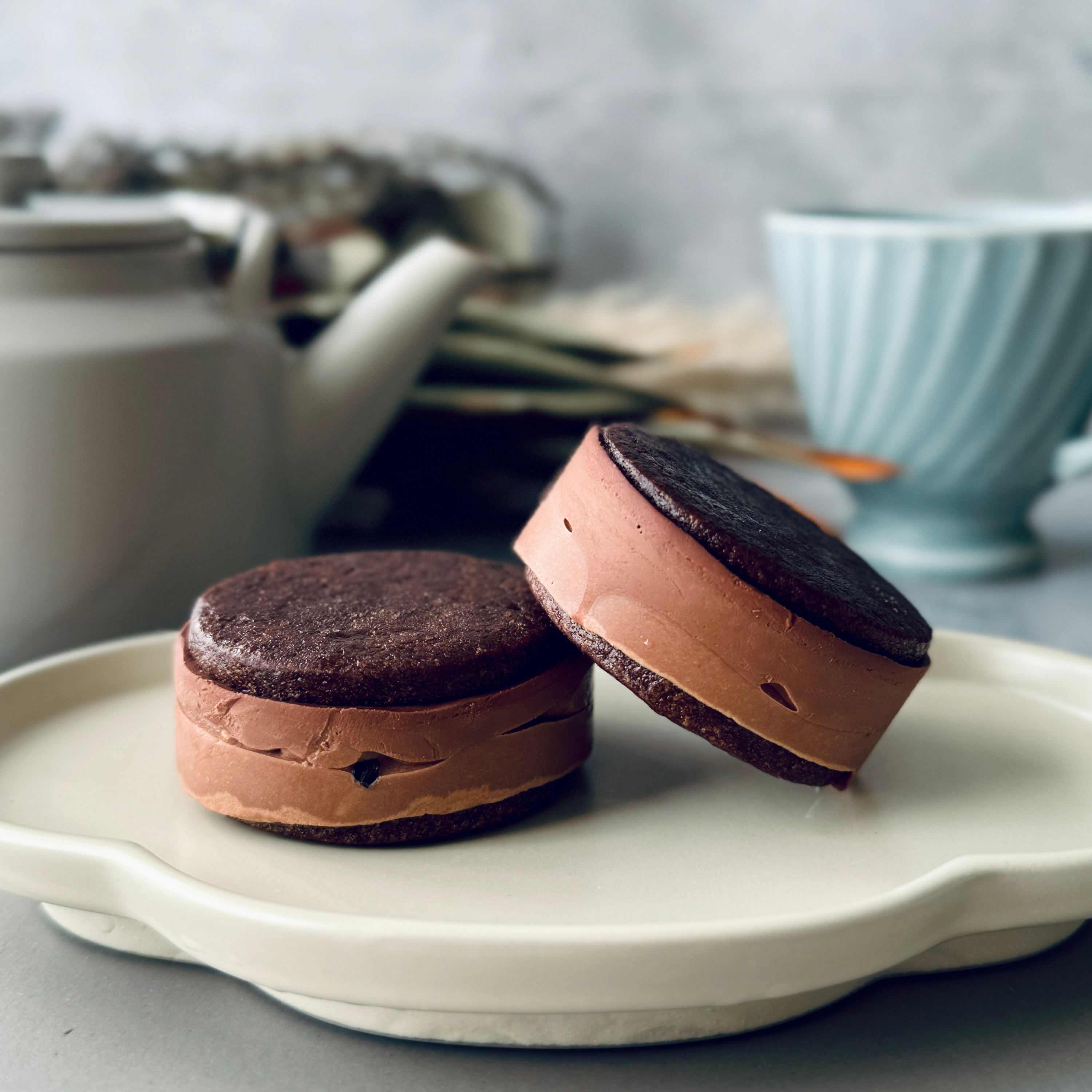 北海道バターサンド／エクアドル産チョコレート 4個セット