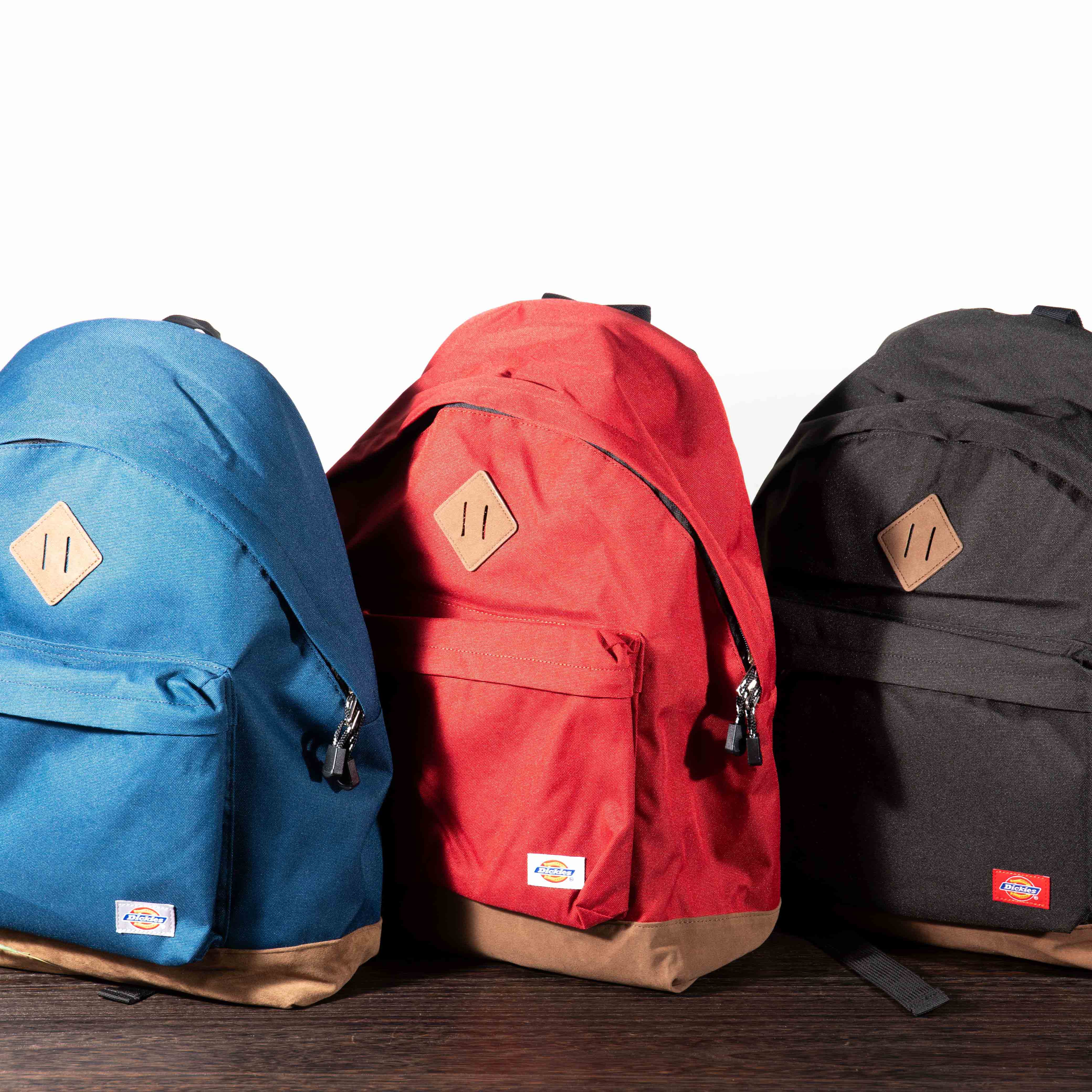 【Dickies】カジュアルデイパック 前ポケット付