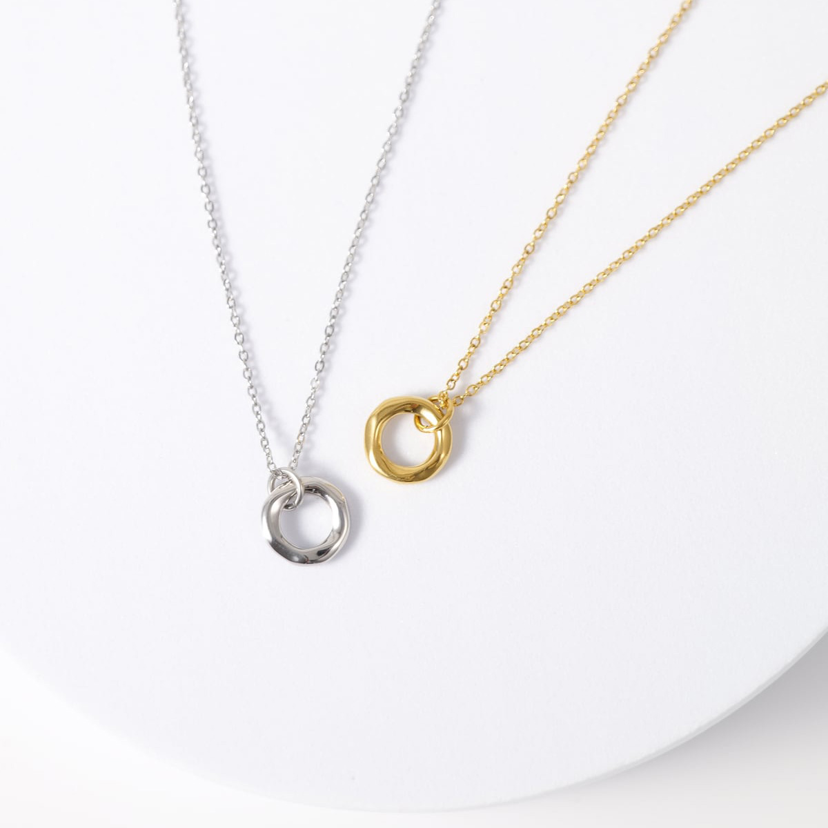 【ペアセット/ギフトBOX付】ラウンドネックレス