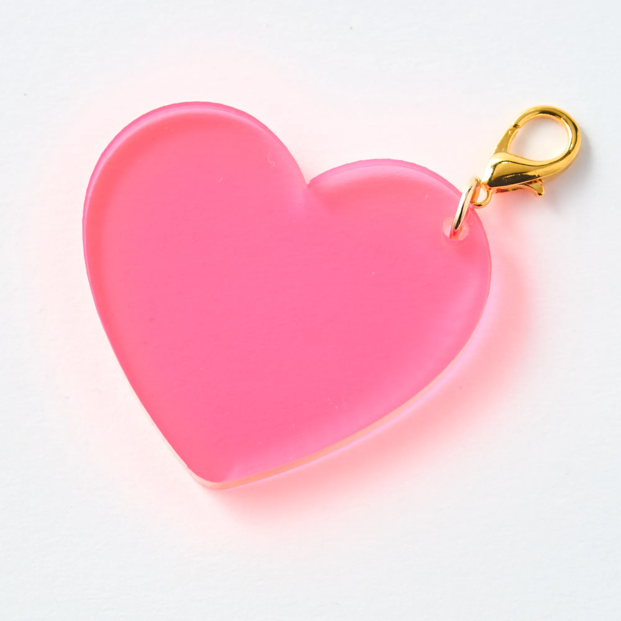 【名入れ/お友達が色を選べる】ハートチャーム