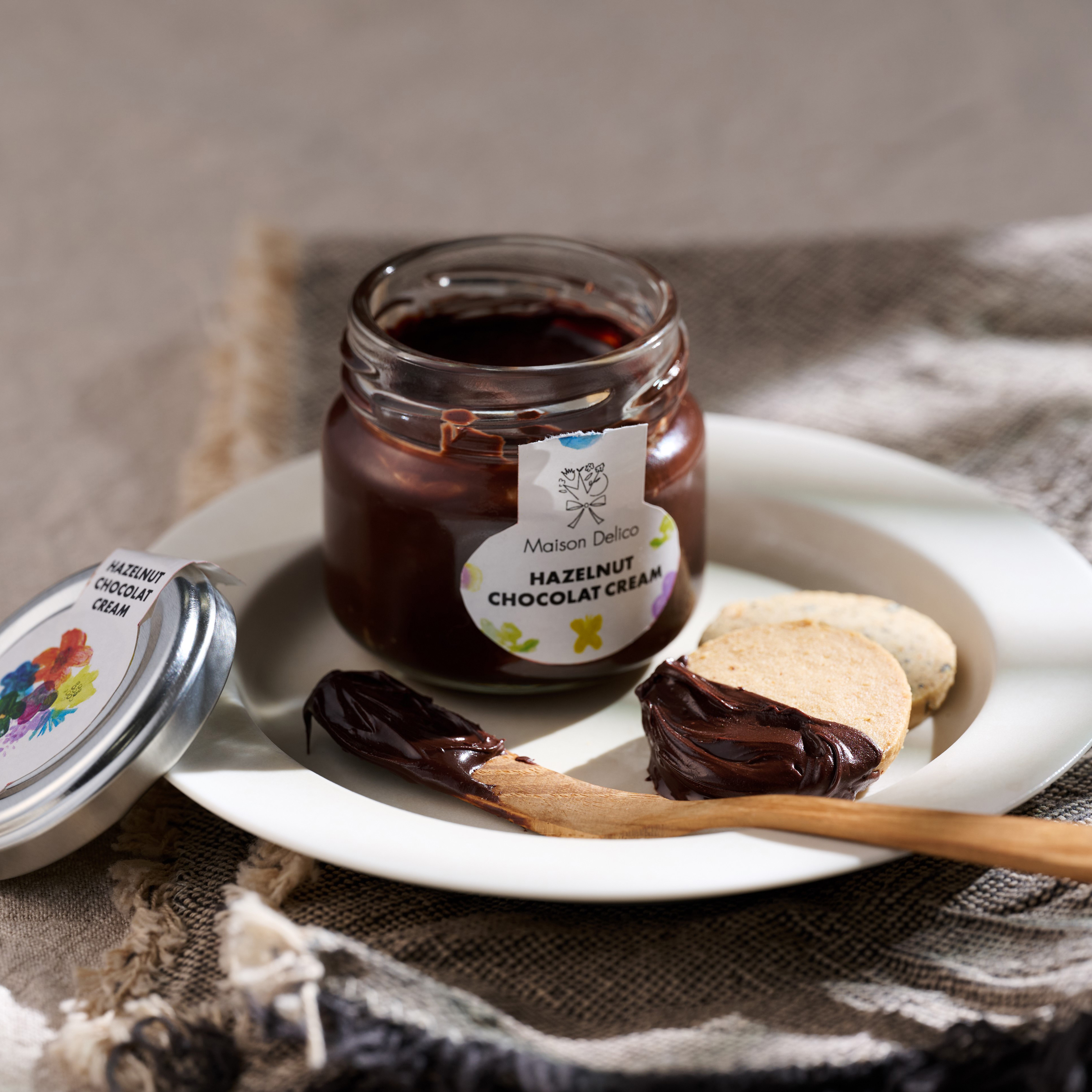 ヘーゼルナッツショコラクリーム1本＆ソイクッキー（3種）9枚セット