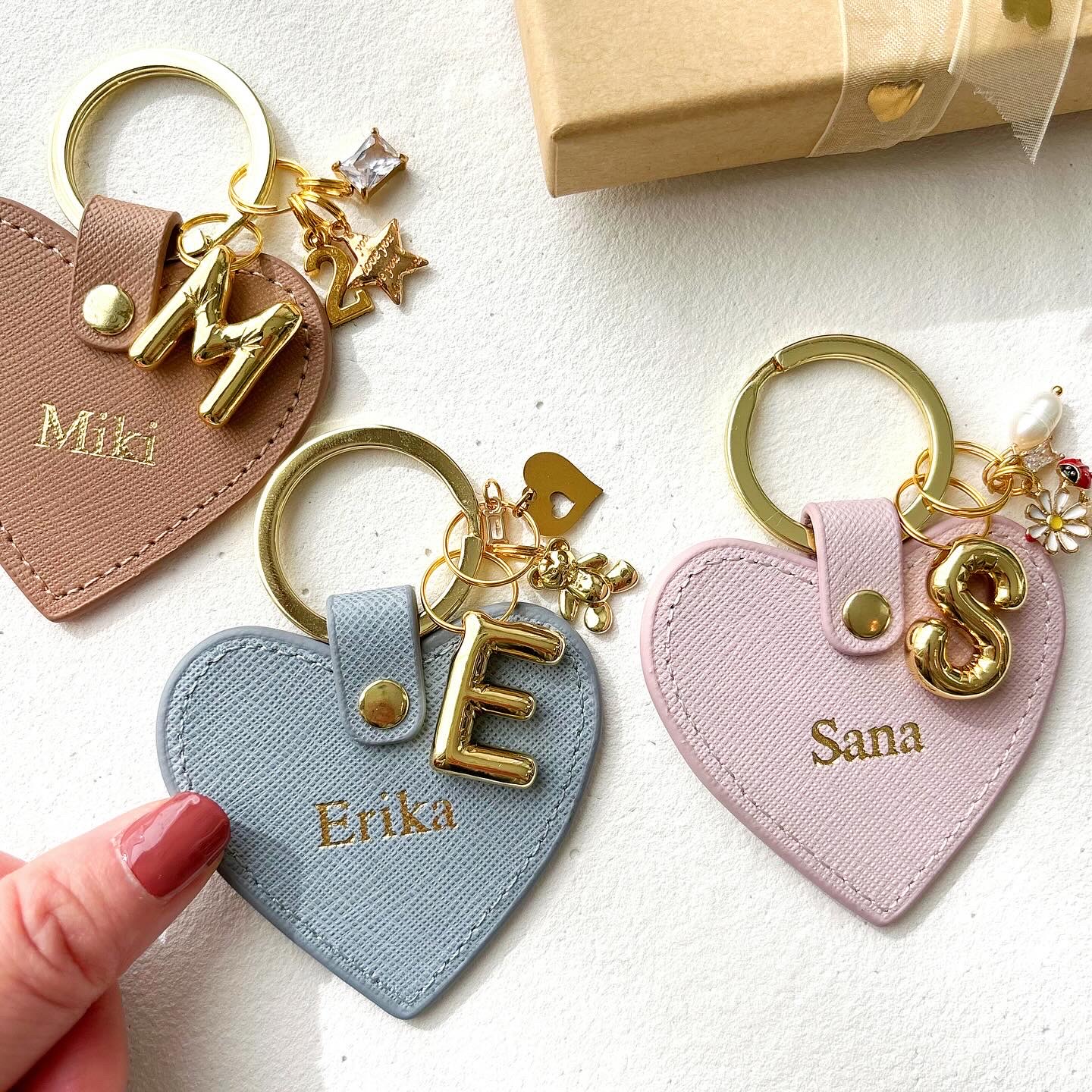 名入れ】揺れる桜 オーダーメイド本革ハートキーリング | F THE CAMPUS