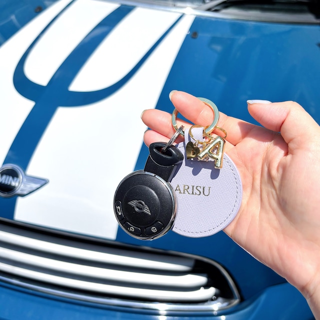 【名入れ】オーダーメイド本革キーリング（バルーンみたいなイニシャルチャーム付き）