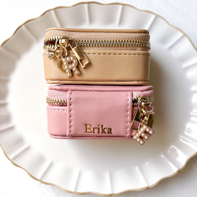 【名入れ】COMPACT JEWELRY box（パールイニシャルチャーム付き）