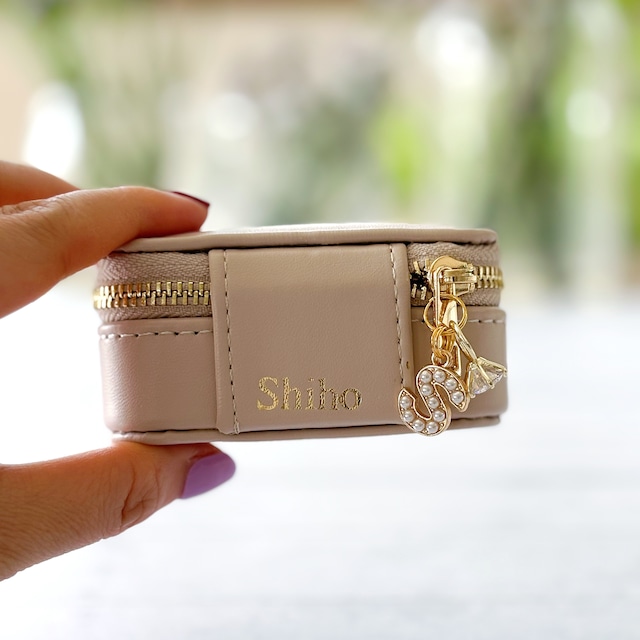 【名入れ】COMPACT JEWELRY box（パールイニシャルチャーム付き）